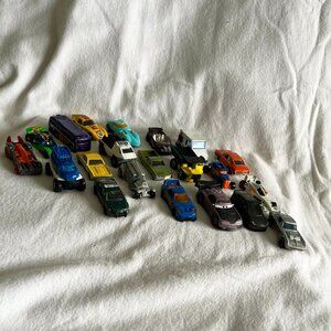 Vintage 21 Collectable Matchbox/Mattel Toy Cars*